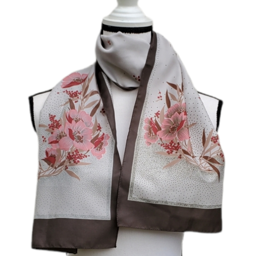 Vintage Ladies Floral Rectangular Scarf Made in Italy